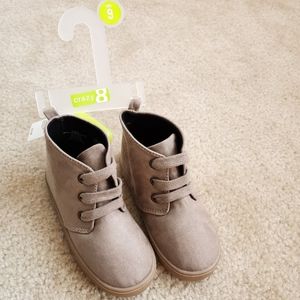 Crazy 8 TODDLER Boy CHUKKA BOOTS Size 9, NWT
